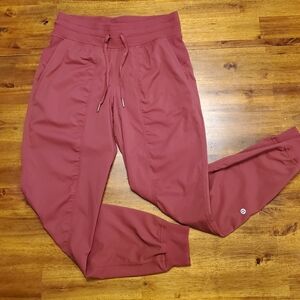Lululemon Dance Studio Jogger Womens 6